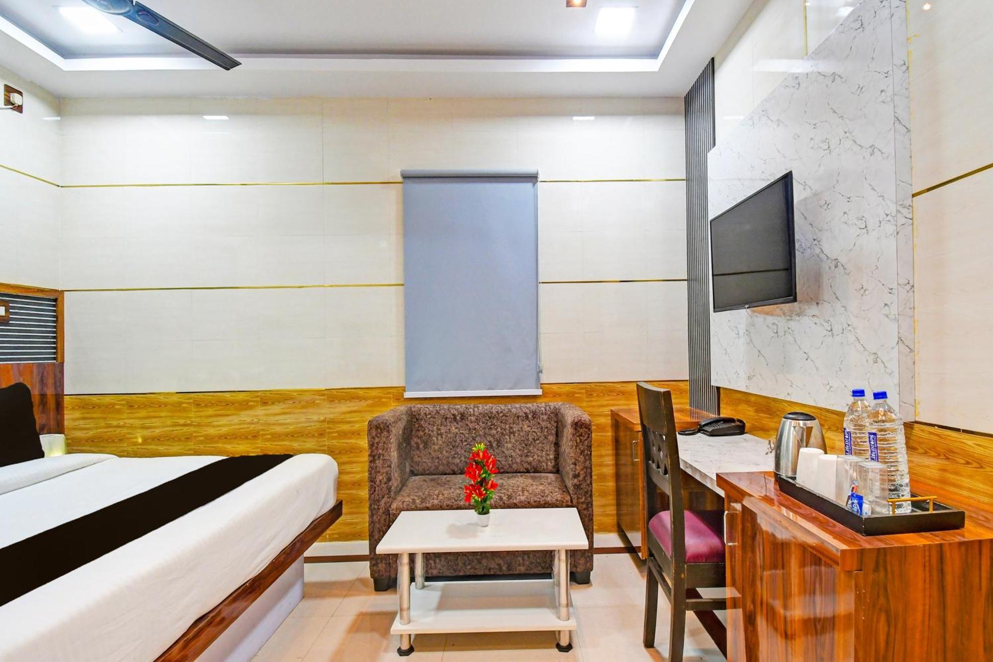 Hotel O Maa Bhubaneswari Hotel エクステリア 写真