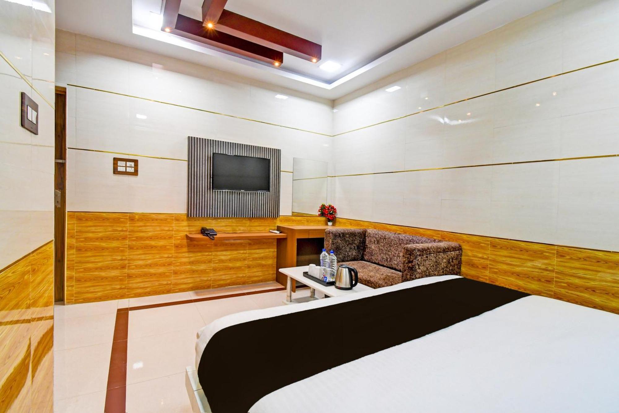 Hotel O Maa Bhubaneswari Hotel エクステリア 写真